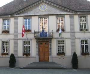 Vevey Libre souhaite la suspension du salaire de Lionel Girardin